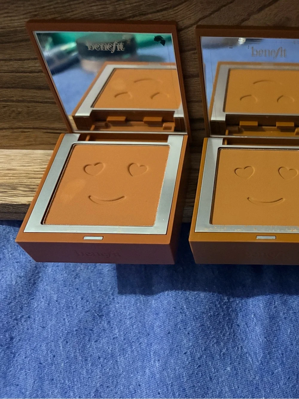 9 Benefit Hello Happy velvet foundation